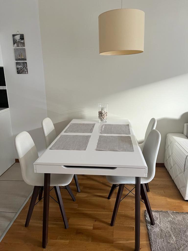Apartament Na Osiedlu Platan Swinoujscie Luaran gambar